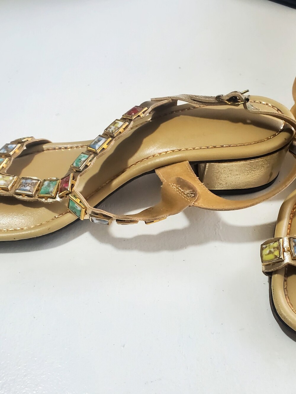 Signals By Beacon Vtg 70's Gold Sandals/ Multi-Color Gems. Size 7. I.5in Heel. - Picture 4 of 4